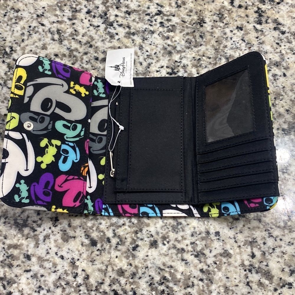 Disney Mickey Mouse Wallet - Picture 3 of 6